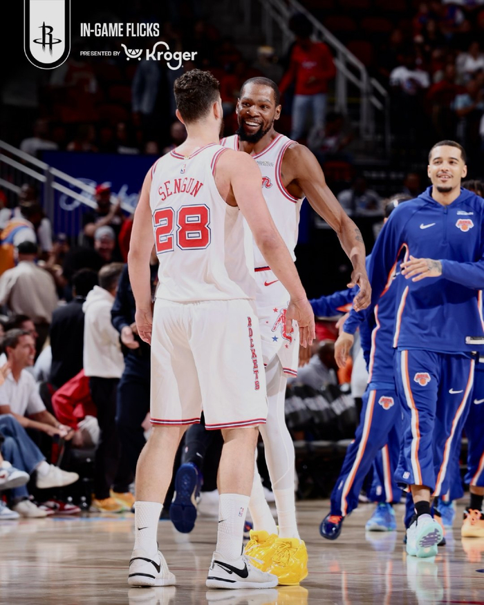 赏金女王-乌度卡谈杜兰特申京配合优势，强调应对包夹能力提升|凯文·杜兰特|持球|艾米-乌度卡|nba|对手_新浪新闻